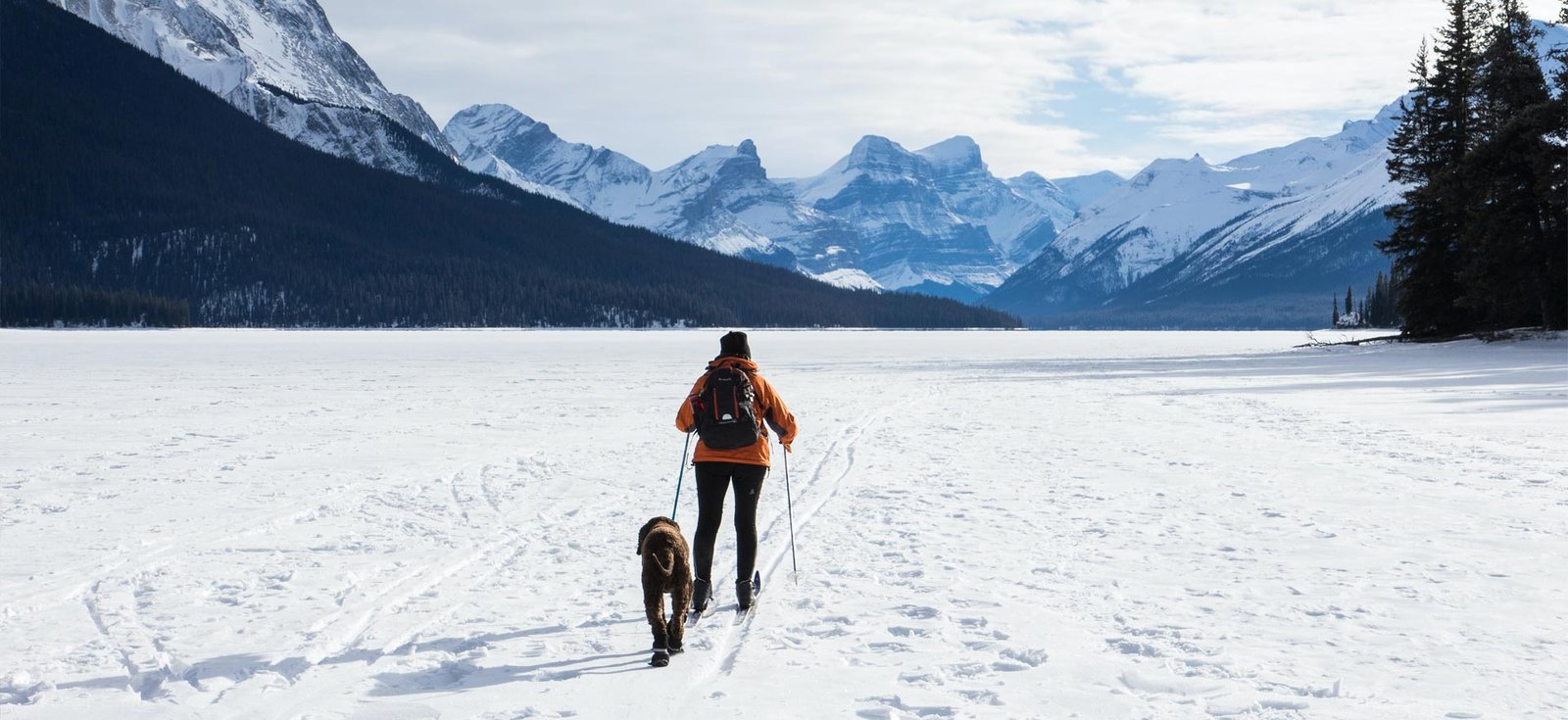 Corporate-Event-Activity-Snowy-Mountains