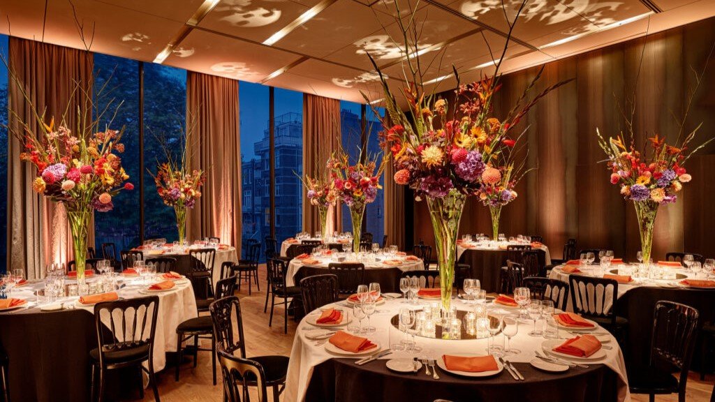 the-set-collection-tailor-made-event-meeting-room-set-up